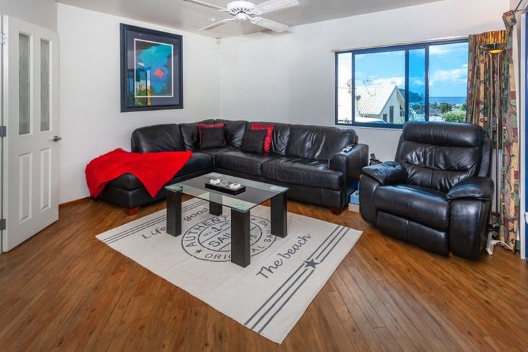 Photo of property in 107 Pacific View Drive, Whangamata, 3620