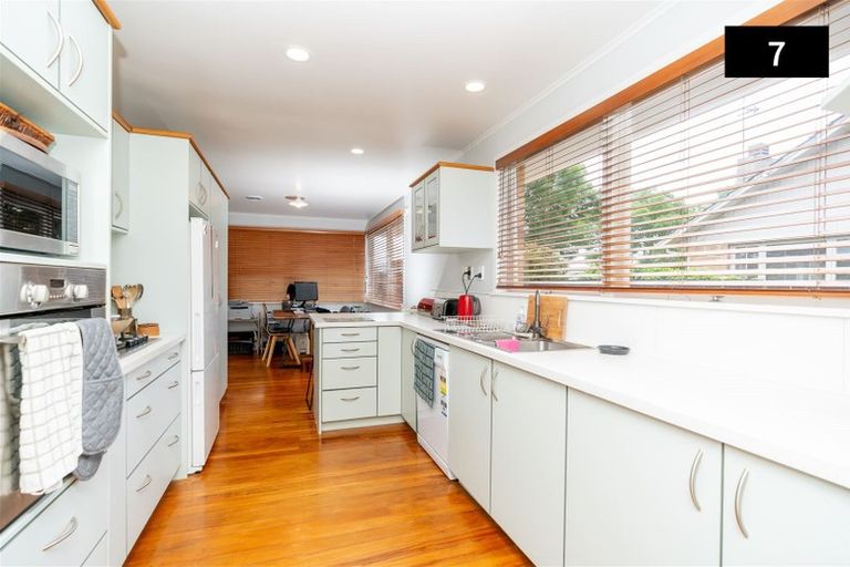 Photo of property in 7 Hampton Place, St Andrews, Hamilton, 3200