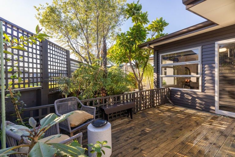 Photo of property in 5 Veda Place, Pyes Pa, Tauranga, 3112