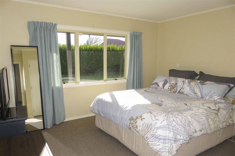 Photo of property in 35-37 Moa Street, Waikiwi, Invercargill, 9810