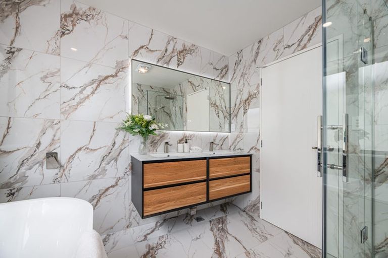 Photo of property in 36b Kaikoura Street, Maupuia, Wellington, 6022