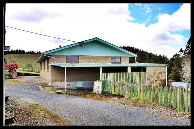 Photo of property in 20 Old Port Road, Warepa, Balclutha, 9273