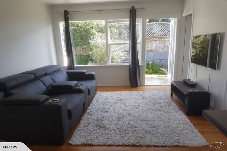 Photo of property in 3/25 Corunna Road, Milford, Auckland, 0620