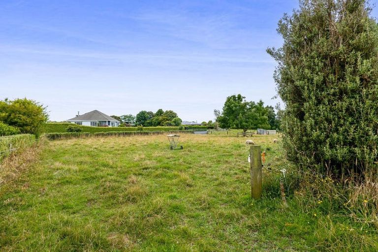 Photo of property in 25 Takiroa Street, Urenui, 4375