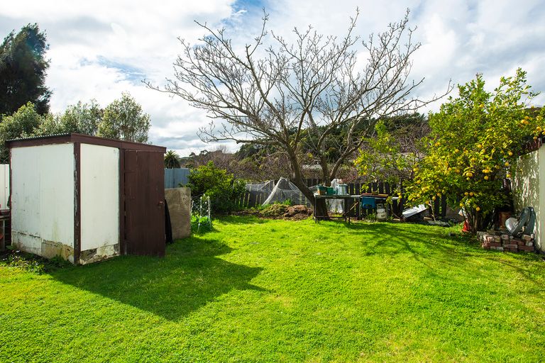 Photo of property in 16 Worsley Street, Tamarau, Gisborne, 4010