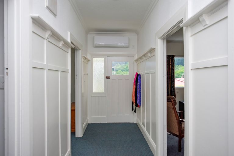 Photo of property in 16c Magnetic Street, Port Chalmers, 9023
