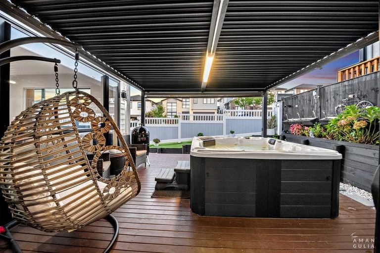 Photo of property in 1 Piki Street, Flat Bush, Auckland, 2019