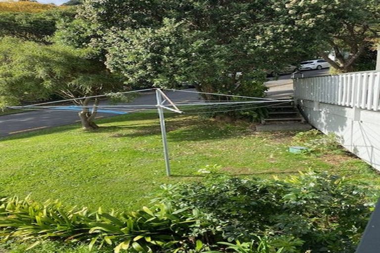Photo of property in 1/2 Gill Road, Lowry Bay, Lower Hutt, 5013