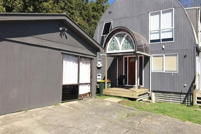 Photo of property in 151 Great South Road, Drury, 2113