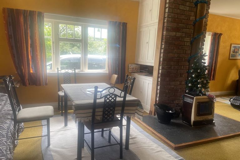 Photo of property in 1 Dungannon Street, Ranfurly, 9332