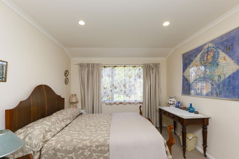 Photo of property in 75 Lyndhurst Street, Takaro, Palmerston North, 4412