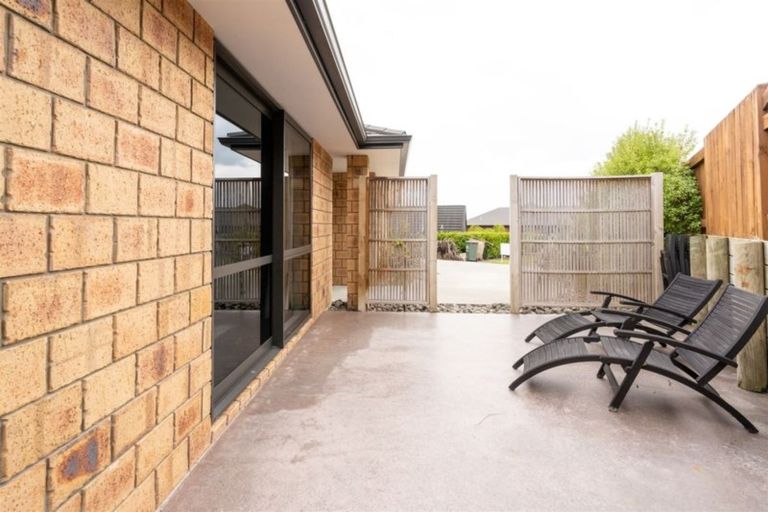 Photo of property in 8 Ashbourne Lane, Dinsdale, Hamilton, 3204