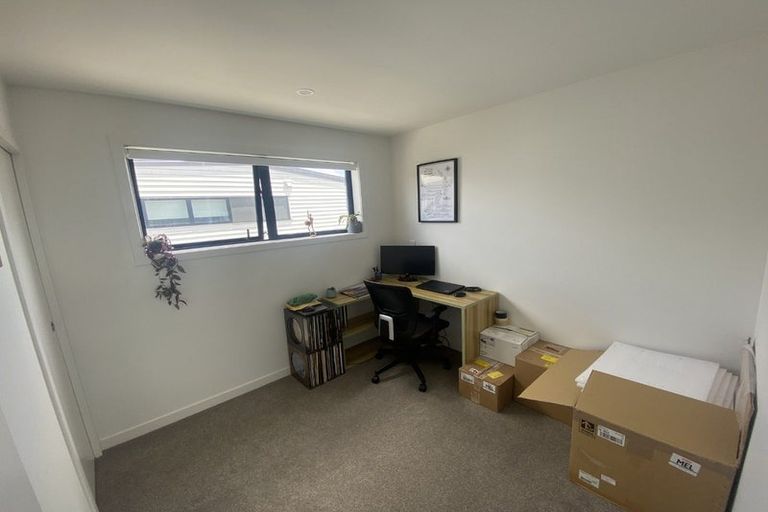 Photo of property in 1/5 Brandon Road, Glen Eden, Auckland, 0602