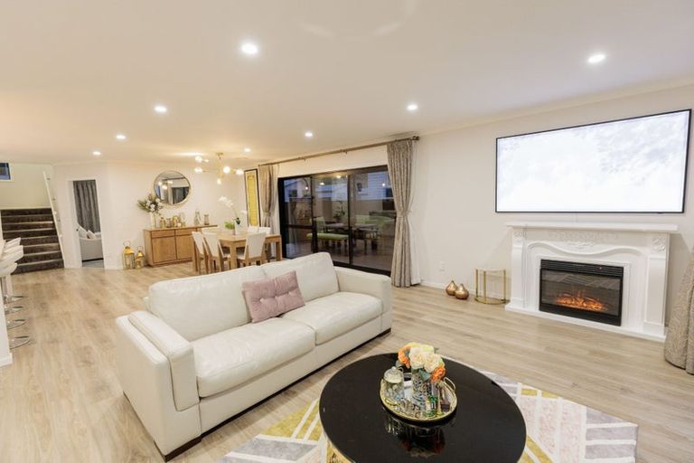 Photo of property in 150 Amesbury Drive, Churton Park, Wellington, 6037