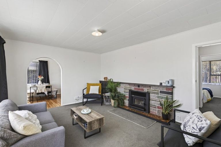 Photo of property in 25 Battiscombe Terrace, Waitara, 4320