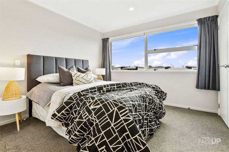 Photo of property in 22 Squadron Drive, Hobsonville, Auckland, 0616