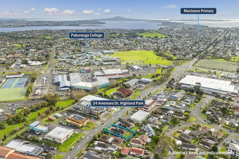Photo of property in 34 Aviemore Drive, Highland Park, Auckland, 2010