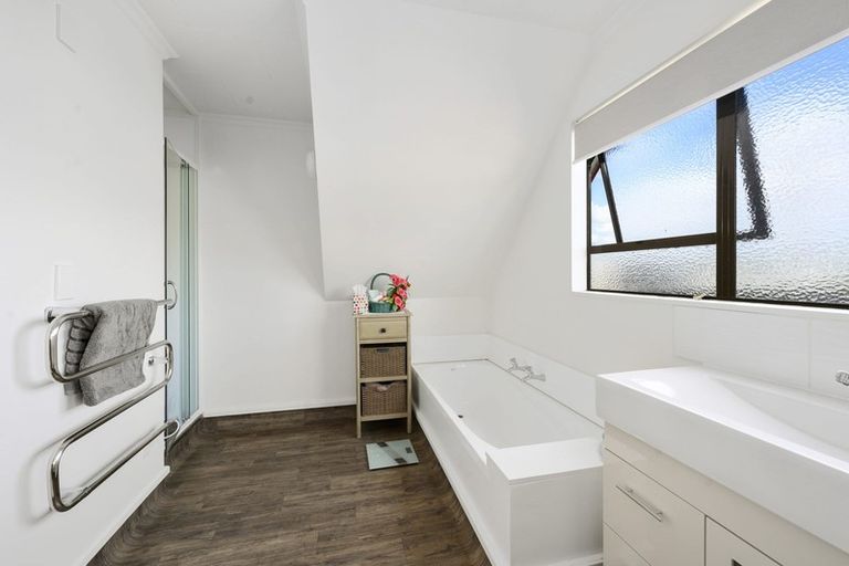 Photo of property in 15 Haumoana Street, Koutu, Rotorua, 3010