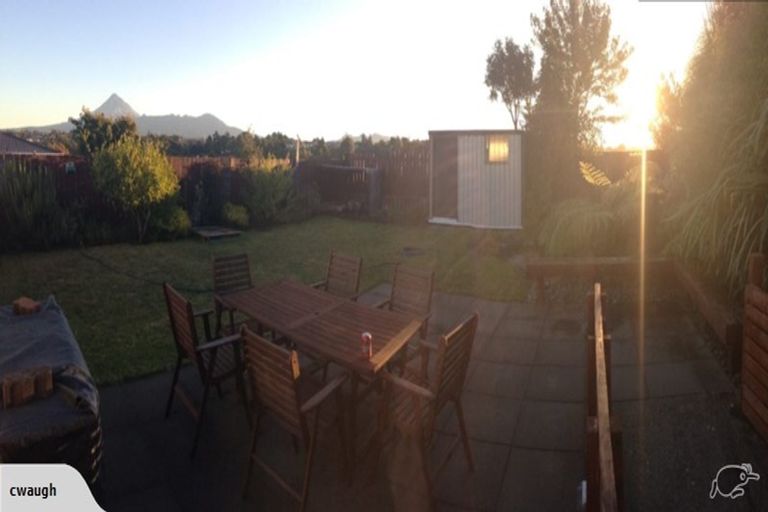 Photo of property in 86 Awanui Street, Merrilands, New Plymouth, 4312