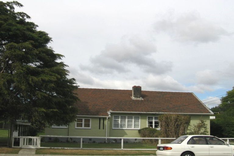 Photo of property in 54 Palmer Crescent, Silverstream, Upper Hutt, 5019