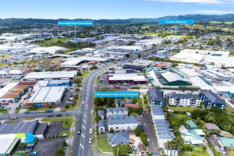 Photo of property in 3/4 Keeling Road, Henderson, Auckland, 0612