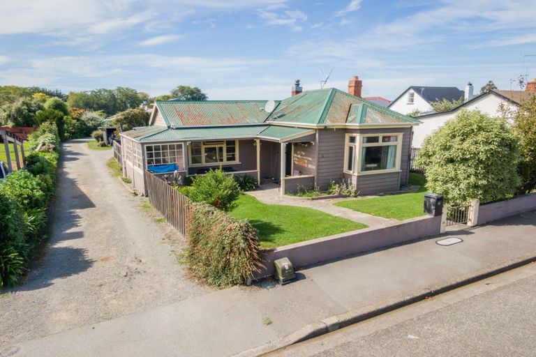 Photo of property in 18 Buchanan Street, Parkside, Timaru, 7910