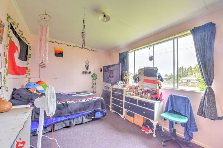 Photo of property in 54 Hunter Street, Edendale, 9825