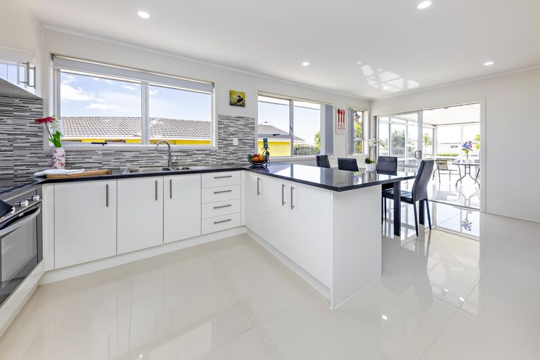 Photo of property in 185 Dawson Road, Clover Park, Auckland, 2023