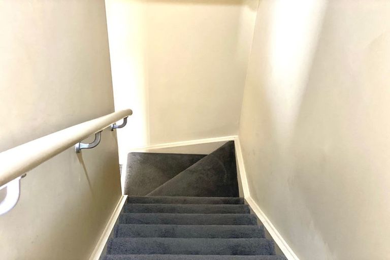 Photo of property in 9/42a Park Avenue, Papatoetoe, Auckland, 2025