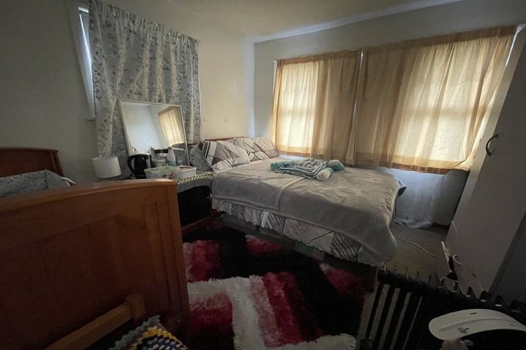 Photo of property in 12 Solway Avenue, Ilam, Christchurch, 8041