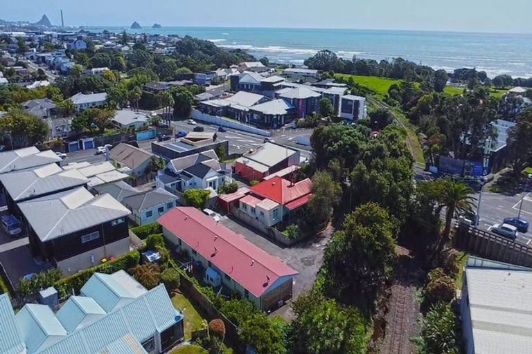 Photo of property in 444a Devon Street East, Strandon, New Plymouth, 4312