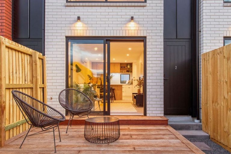 Photo of property in 2/80 Milton Street, Somerfield, Christchurch, 8024