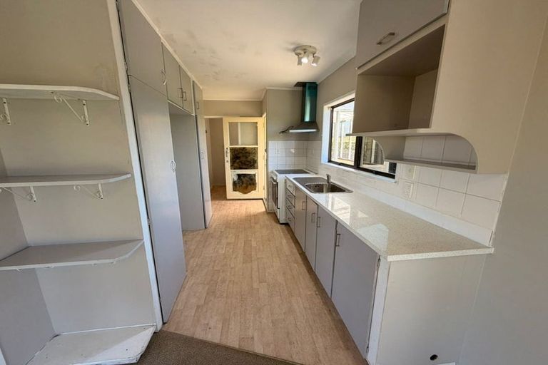 Photo of property in 8 Le Havre Place, Takanini, 2112