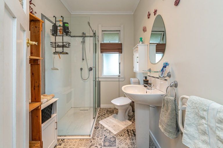 Photo of property in 18 Field Street, Aramoho, Whanganui, 4500