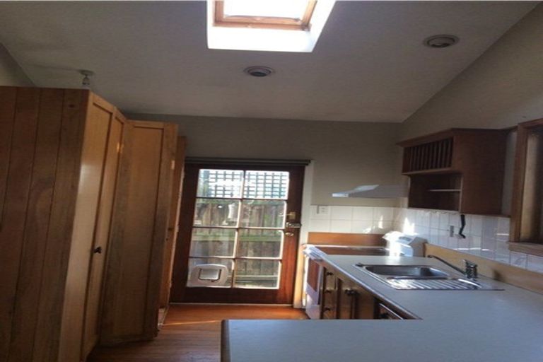 Photo of property in 8 Berwick Street, St Albans, Christchurch, 8014