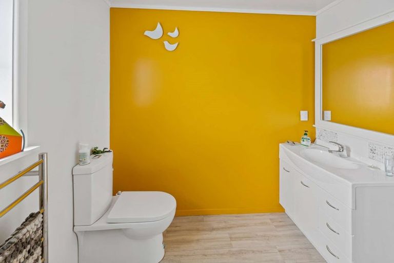 Photo of property in 61 Edinburgh Terrace, Foxton Beach, Foxton, 4815