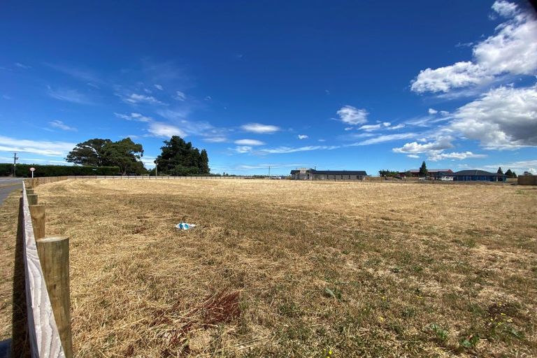 Photo of property in 1 Ravensbourne Avenue, Darfield, 7571