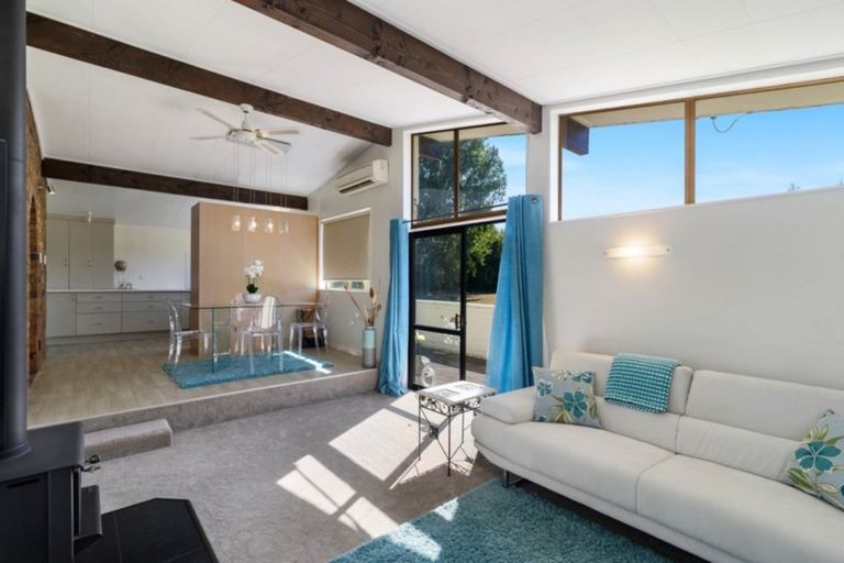 Photo of property in 20 Edmund Road, Mangakakahi, Rotorua, 3015