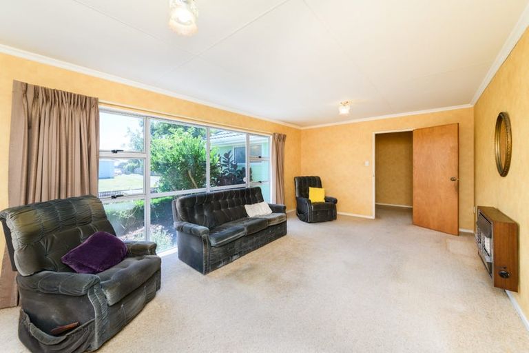 Photo of property in 46 Hillcrest Drive, Kelvin Grove, Palmerston North, 4414