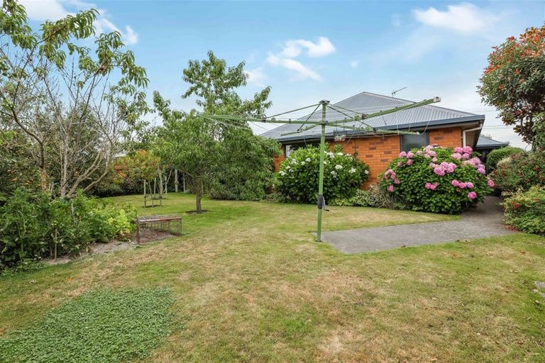 Photo of property in 17 Thomson Street, Tinwald, Ashburton, 7700