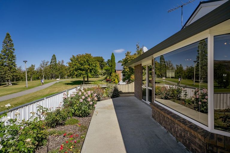 Photo of property in 35 Cairnmuir Crescent, Cromwell, 9310