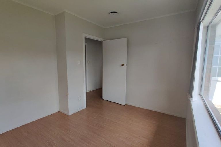 Photo of property in 1 Browns Road, Manurewa, Auckland, 2102