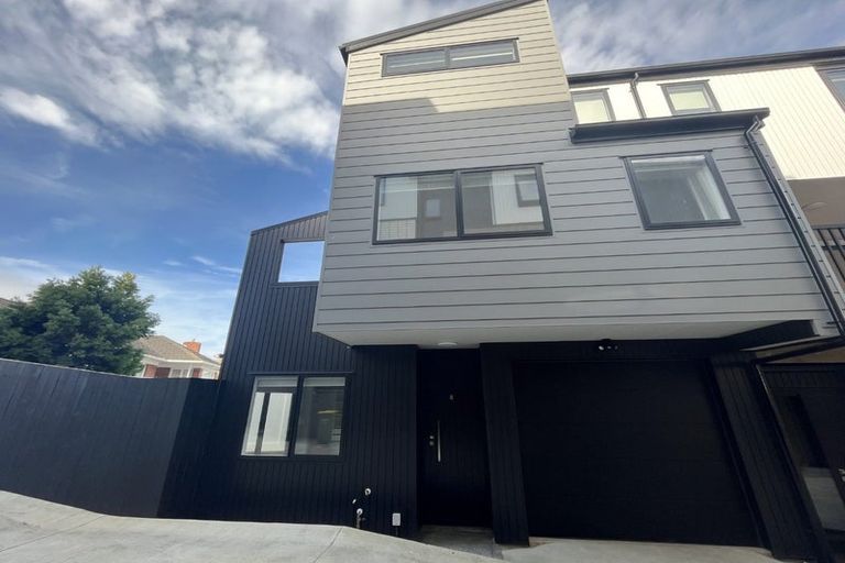 Photo of property in 4/8 Bennett Road, Pakuranga, Auckland, 2010