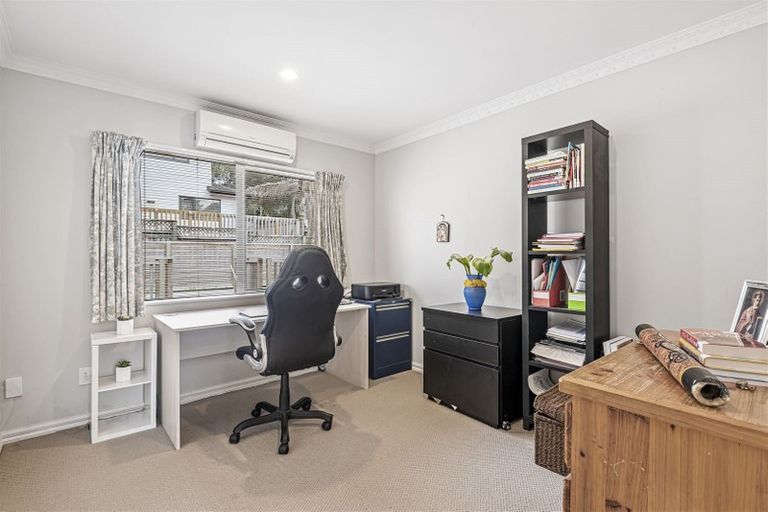 Photo of property in 24 Vinewood Drive, Albany, Auckland, 0632