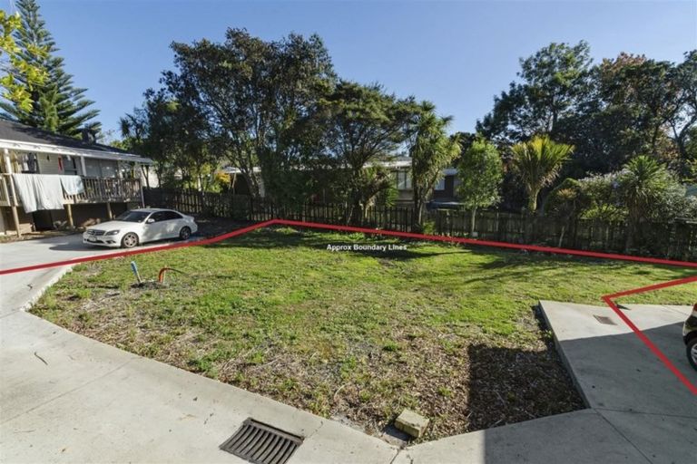 Photo of property in 14a Rosalind Road, Glenfield, Auckland, 0629