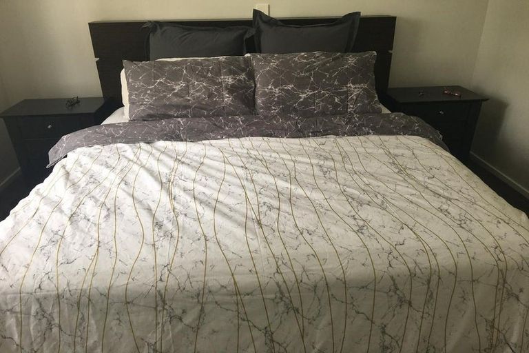 Photo of property in 92a Ranfurly Road, Alfriston, Auckland, 2105