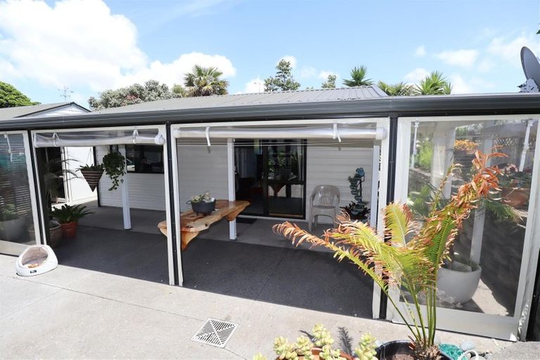 Photo of property in 67 One Tree Point Road, One Tree Point, 0118