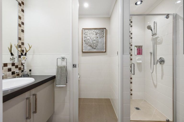 Photo of property in 1 Sanctuary Key, Papamoa Beach, Papamoa, 3118