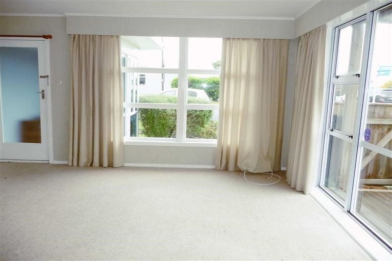 Photo of property in 59a Hobson Street, New Plymouth, 4312