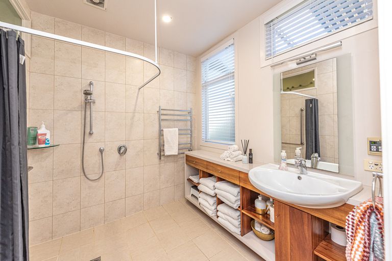 Photo of property in 16 Turere Place, Otamatea, Whanganui, 4501